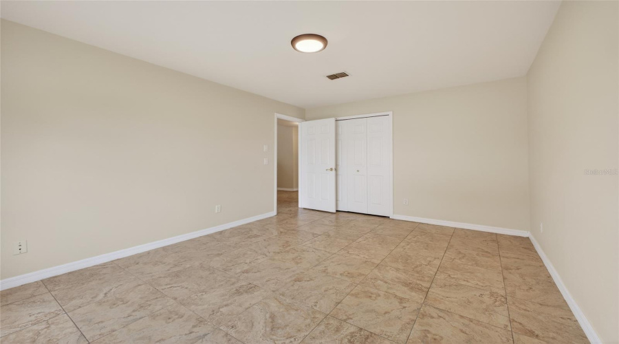 Poinciana, Florida 34759, 5 Bedroom Bedrooms, ,3 Bathroombathrooms,Residential,For Sale,Bar,0,Mfrl4959781