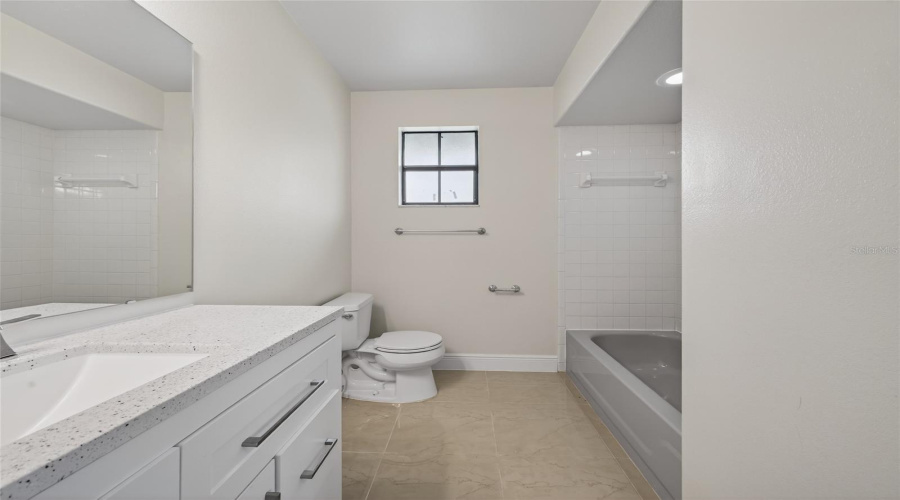 Poinciana, Florida 34759, 5 Bedroom Bedrooms, ,3 Bathroombathrooms,Residential,For Sale,Bar,0,Mfrl4959781