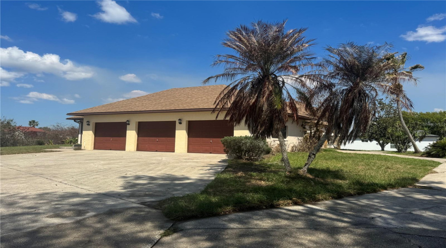 Poinciana, Florida 34759, 5 Bedroom Bedrooms, ,3 Bathroombathrooms,Residential,For Sale,Bar,0,Mfrl4959781