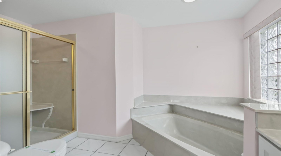 Ocala, Florida 34476, 3 Bedroom Bedrooms, ,2 Bathroombathrooms,Residential,For Sale,117Th Loop,0,Mfrg5113953