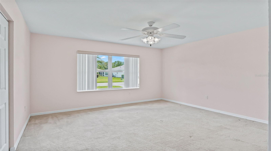 Ocala, Florida 34476, 3 Bedroom Bedrooms, ,2 Bathroombathrooms,Residential,For Sale,117Th Loop,0,Mfrg5113953