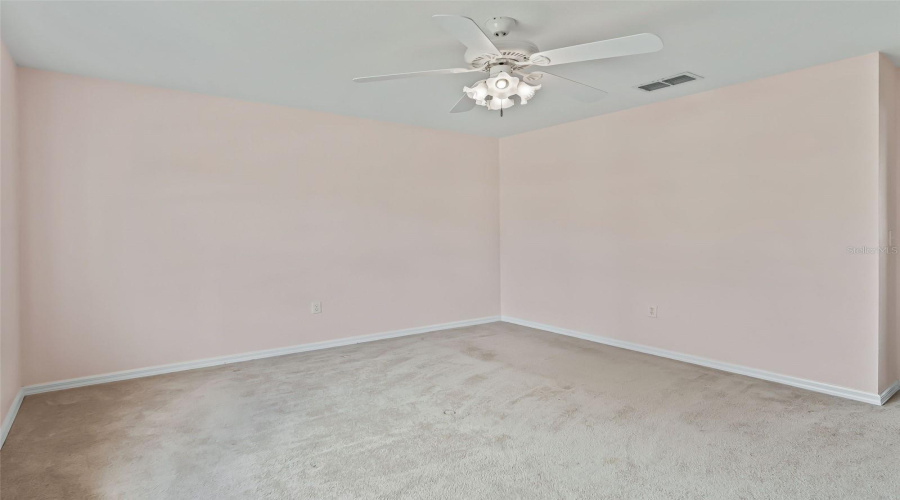 Ocala, Florida 34476, 3 Bedroom Bedrooms, ,2 Bathroombathrooms,Residential,For Sale,117Th Loop,0,Mfrg5113953