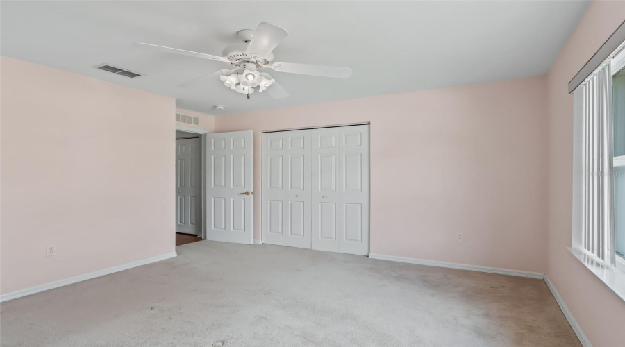 Ocala, Florida 34476, 3 Bedroom Bedrooms, ,2 Bathroombathrooms,Residential,For Sale,117Th Loop,0,Mfrg5113953