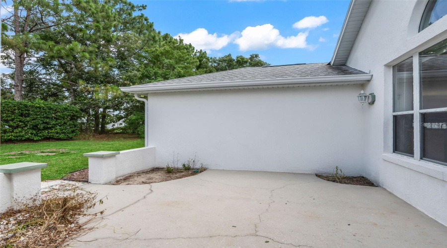 Ocala, Florida 34476, 3 Bedroom Bedrooms, ,2 Bathroombathrooms,Residential,For Sale,117Th Loop,0,Mfrg5113953