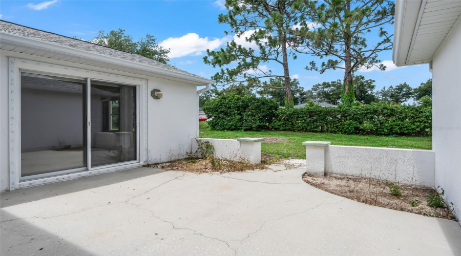 Ocala, Florida 34476, 3 Bedroom Bedrooms, ,2 Bathroombathrooms,Residential,For Sale,117Th Loop,0,Mfrg5113953