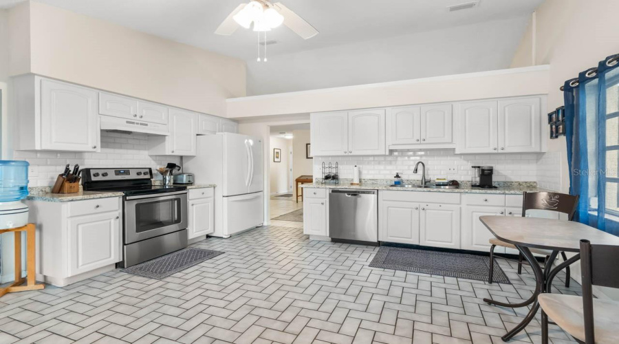 Sun City Center, Florida 33573, 2 Bedroom Bedrooms, ,2 Bathroombathrooms,Residential,For Sale,Westmont,0,Mfrtb8507598