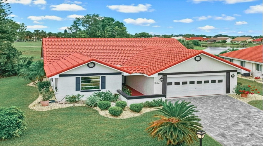 Sun City Center, Florida 33573, 2 Bedroom Bedrooms, ,2 Bathroombathrooms,Residential,For Sale,Westmont,0,Mfrtb8507598