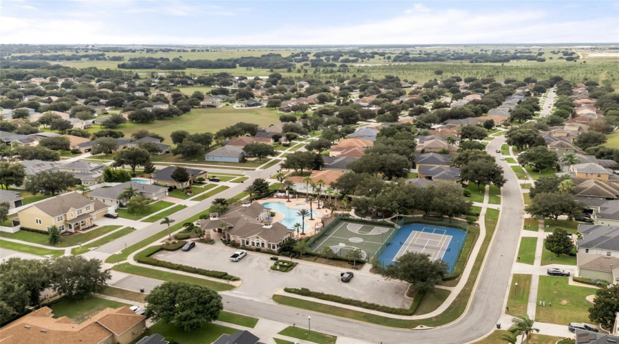 Clermont, Florida 34711, 4 Bedroom Bedrooms, ,3 Bathroombathrooms,Residential,For Sale,Powderhorn Place,0,Mfro6436565