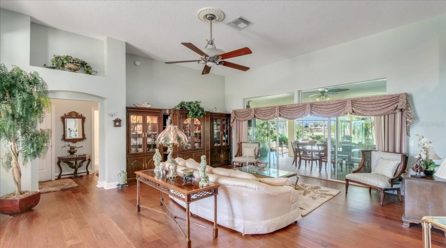 The Villages, Florida 32162, 4 Bedroom Bedrooms, ,2 Bathroombathrooms,Residential,For Sale,Saint James,0,Mfrv4950915