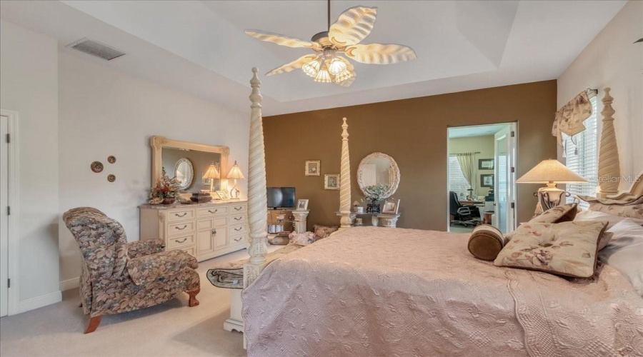 The Villages, Florida 32162, 4 Bedroom Bedrooms, ,2 Bathroombathrooms,Residential,For Sale,Saint James,0,Mfrv4950915