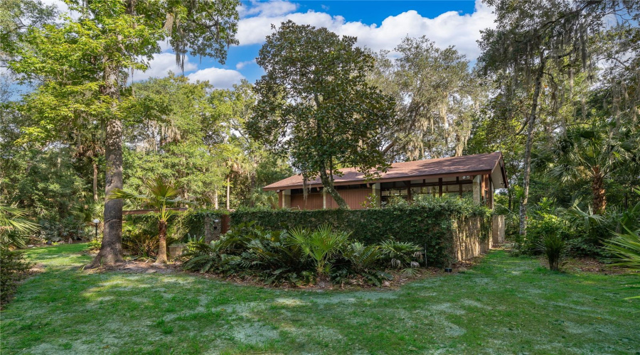 Oviedo, Florida 32765, 2 Bedroom Bedrooms, ,2 Bathroombathrooms,Residential,For Sale,Maple,0,Mfro6436712