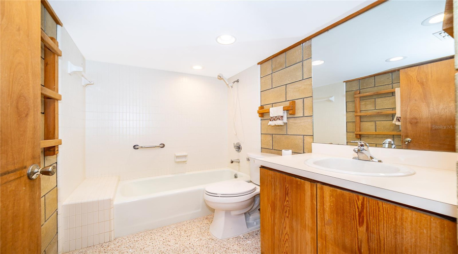 Downstairs Full Bath