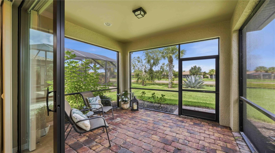 Venice, Florida 34292, 2 Bedroom Bedrooms, ,2 Bathroombathrooms,Residential,For Sale,Quisto,0,Mfra4699657