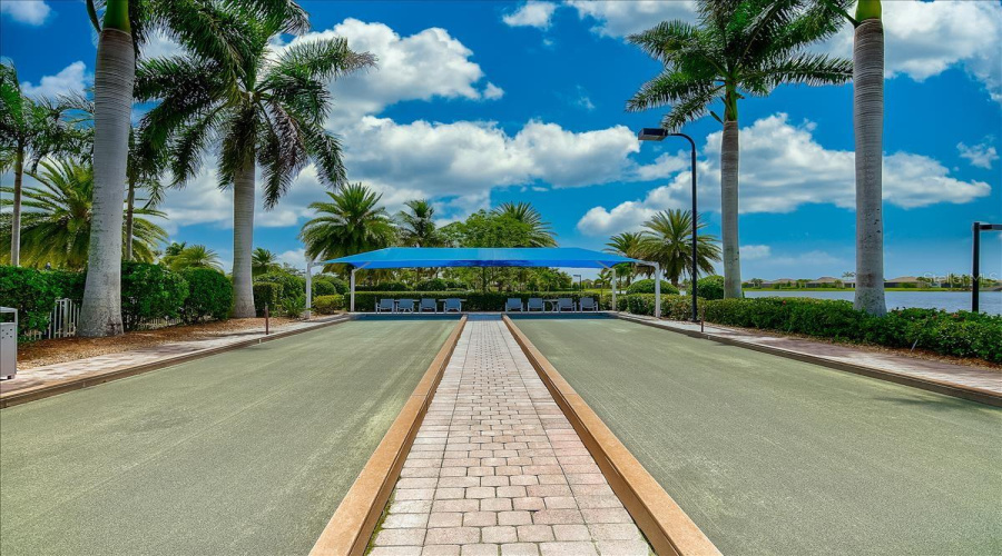 Venice, Florida 34292, 2 Bedroom Bedrooms, ,2 Bathroombathrooms,Residential,For Sale,Quisto,0,Mfra4699657