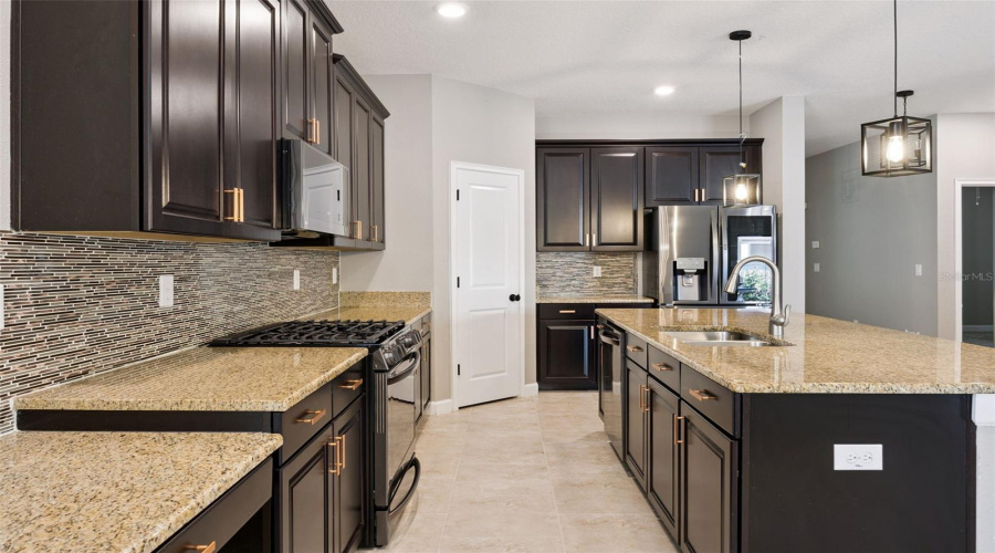 Winter Garden, Florida 34787, 5 Bedroom Bedrooms, ,3 Bathroombathrooms,Residential,For Sale,Bluejack Oak,0,Mfro6436702