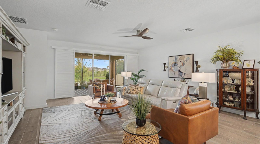 Large Family Room With Tons Of Natural Light