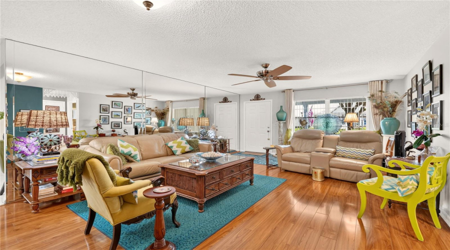 Ocala, Florida 34481, 2 Bedroom Bedrooms, ,2 Bathroombathrooms,Residential,For Sale,91St,0,Mfrom731189
