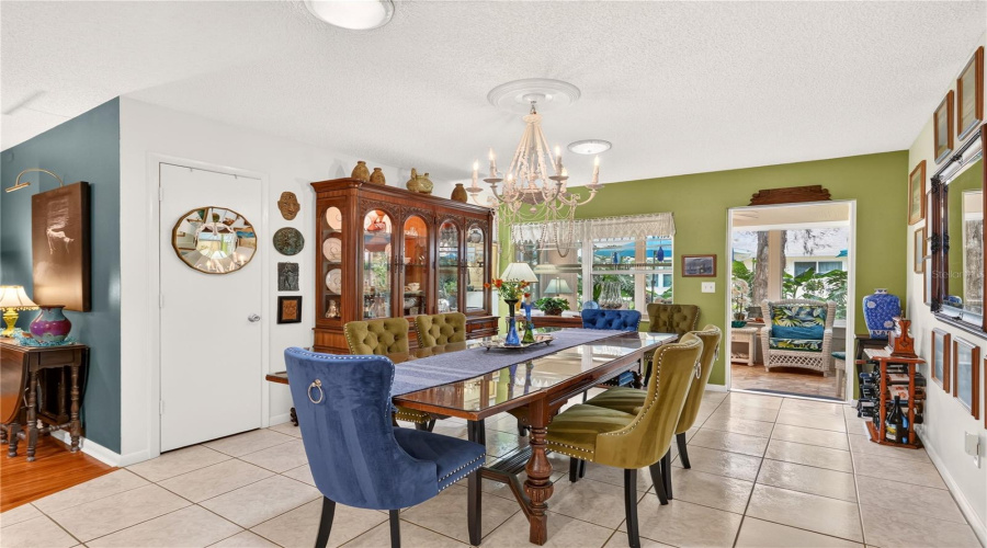 Ocala, Florida 34481, 2 Bedroom Bedrooms, ,2 Bathroombathrooms,Residential,For Sale,91St,0,Mfrom731189
