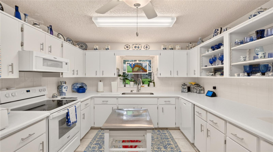 Ocala, Florida 34481, 2 Bedroom Bedrooms, ,2 Bathroombathrooms,Residential,For Sale,91St,0,Mfrom731189