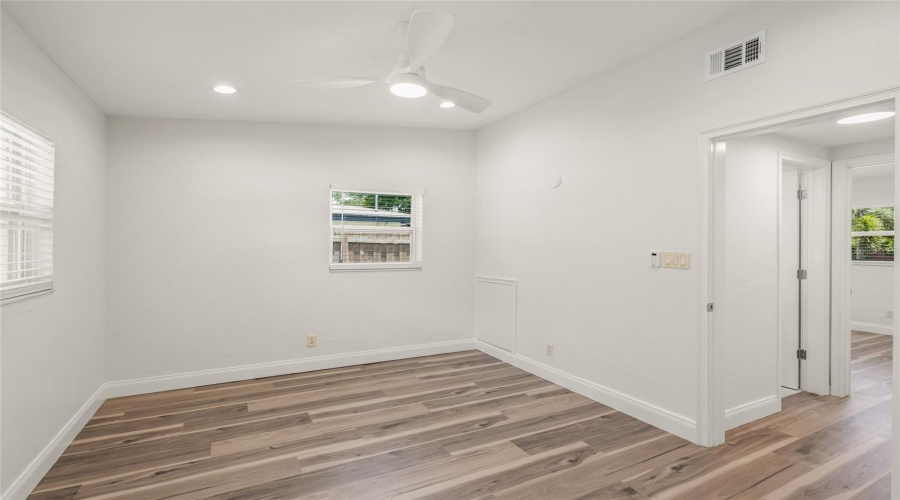 Sarasota, Florida 34235, 3 Bedroom Bedrooms, ,2 Bathroombathrooms,Residential,For Sale,Ingot,0,Mfrr4911822