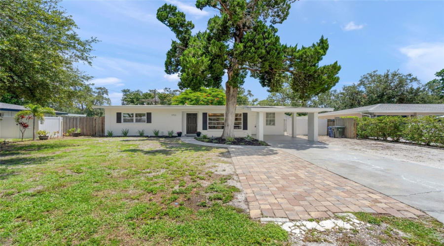 Sarasota, Florida 34235, 3 Bedroom Bedrooms, ,2 Bathroombathrooms,Residential,For Sale,Ingot,0,Mfrr4911822