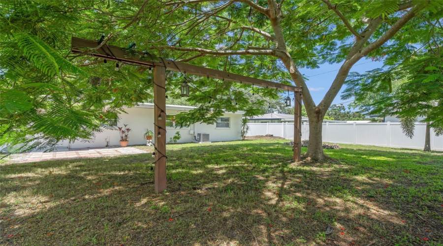 Sarasota, Florida 34235, 3 Bedroom Bedrooms, ,2 Bathroombathrooms,Residential,For Sale,Ingot,0,Mfrr4911822