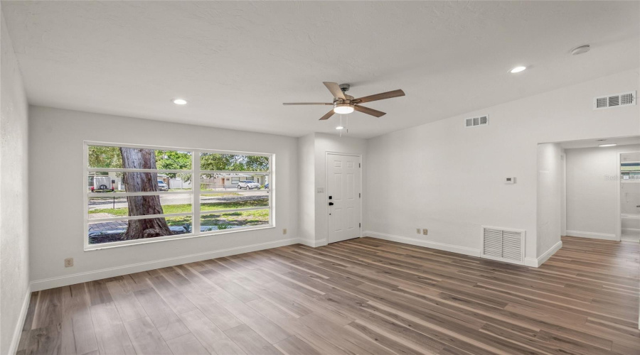 Sarasota, Florida 34235, 3 Bedroom Bedrooms, ,2 Bathroombathrooms,Residential,For Sale,Ingot,0,Mfrr4911822