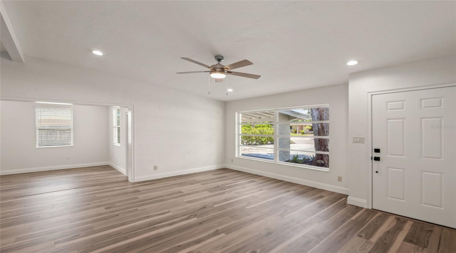 Sarasota, Florida 34235, 3 Bedroom Bedrooms, ,2 Bathroombathrooms,Residential,For Sale,Ingot,0,Mfrr4911822
