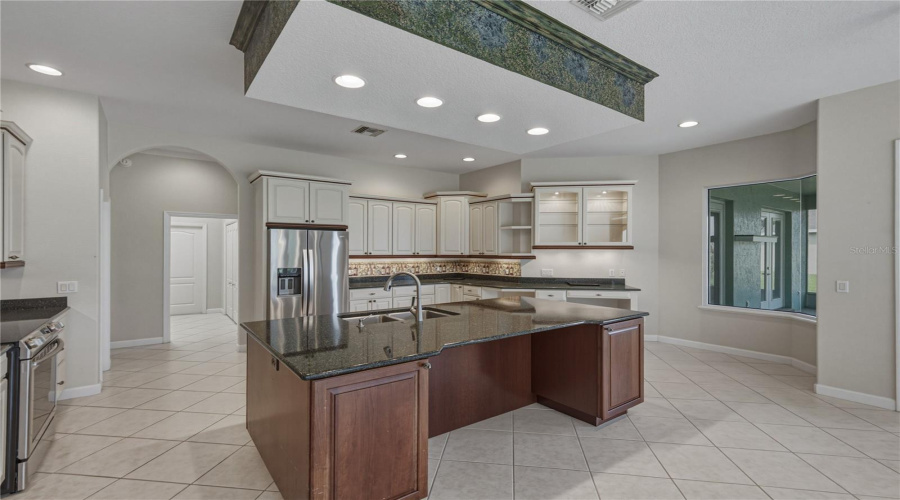 Winter Haven, Florida 33884, 4 Bedroom Bedrooms, ,3 Bathroombathrooms,Residential,For Sale,Sandhill,0,Mfrl4963215