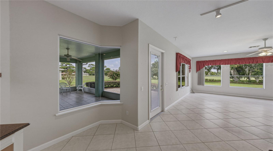 Winter Haven, Florida 33884, 4 Bedroom Bedrooms, ,3 Bathroombathrooms,Residential,For Sale,Sandhill,0,Mfrl4963215