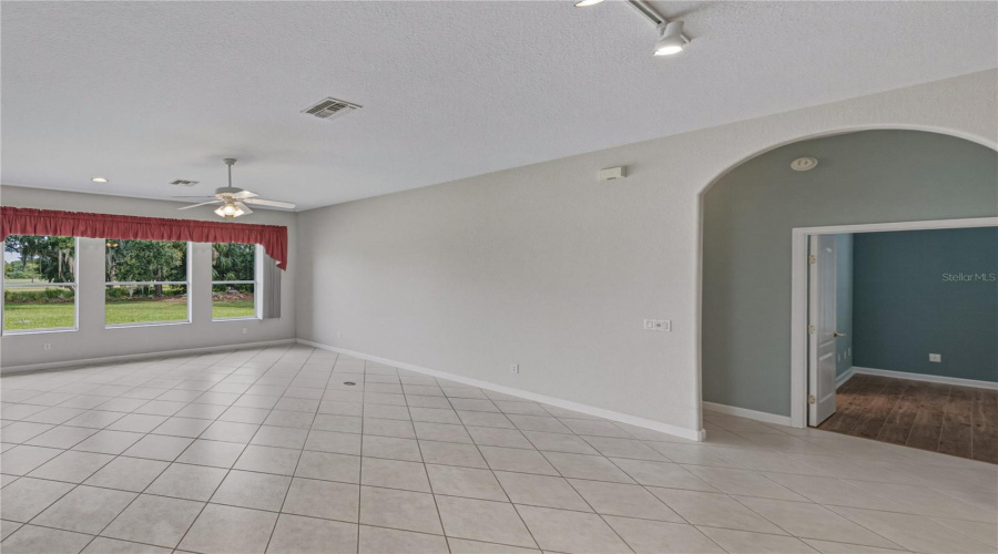 Winter Haven, Florida 33884, 4 Bedroom Bedrooms, ,3 Bathroombathrooms,Residential,For Sale,Sandhill,0,Mfrl4963215