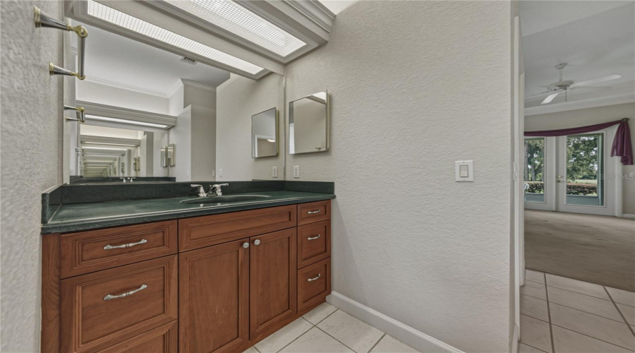 Winter Haven, Florida 33884, 4 Bedroom Bedrooms, ,3 Bathroombathrooms,Residential,For Sale,Sandhill,0,Mfrl4963215