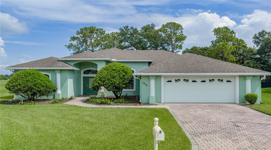 Winter Haven, Florida 33884, 4 Bedroom Bedrooms, ,3 Bathroombathrooms,Residential,For Sale,Sandhill,0,Mfrl4963215