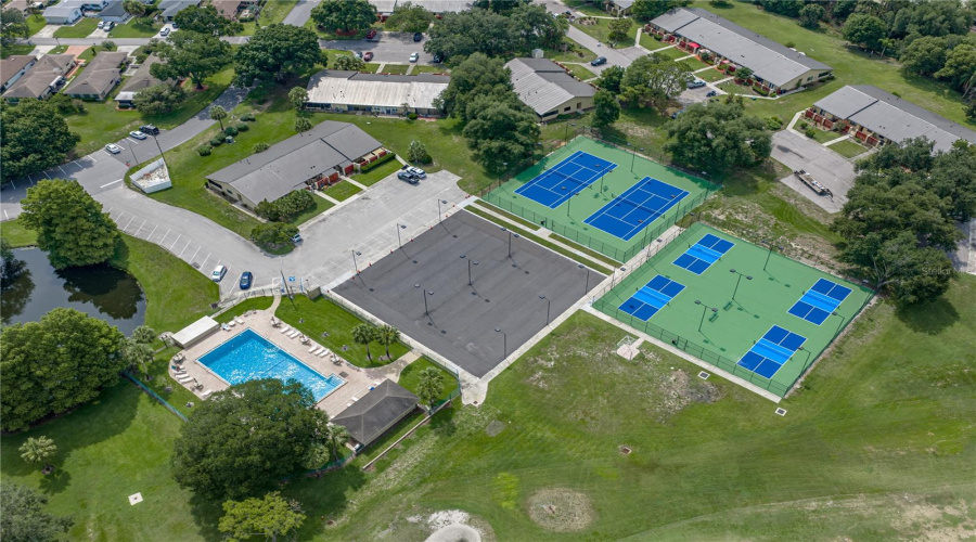 Winter Haven, Florida 33884, 4 Bedroom Bedrooms, ,3 Bathroombathrooms,Residential,For Sale,Sandhill,0,Mfrl4963215