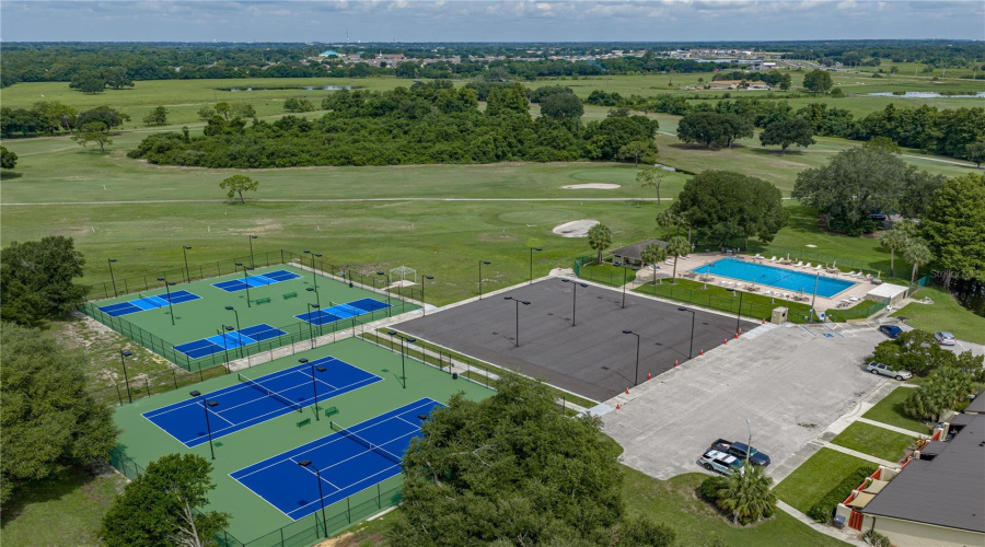 Winter Haven, Florida 33884, 4 Bedroom Bedrooms, ,3 Bathroombathrooms,Residential,For Sale,Sandhill,0,Mfrl4963215