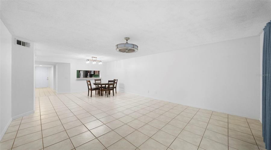 Naples, Florida 34109, 2 Bedroom Bedrooms, ,2 Bathroombathrooms,Residential,For Sale,Jewel,0,Mfrtb8512211