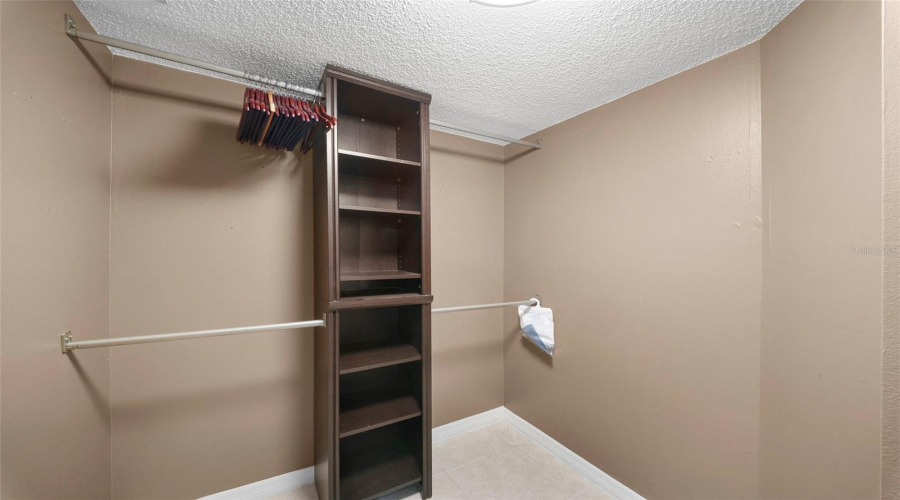 Naples, Florida 34109, 2 Bedroom Bedrooms, ,2 Bathroombathrooms,Residential,For Sale,Jewel,0,Mfrtb8512211
