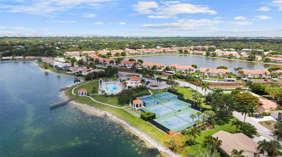 Naples, Florida 34109, 2 Bedroom Bedrooms, ,2 Bathroombathrooms,Residential,For Sale,Jewel,0,Mfrtb8512211
