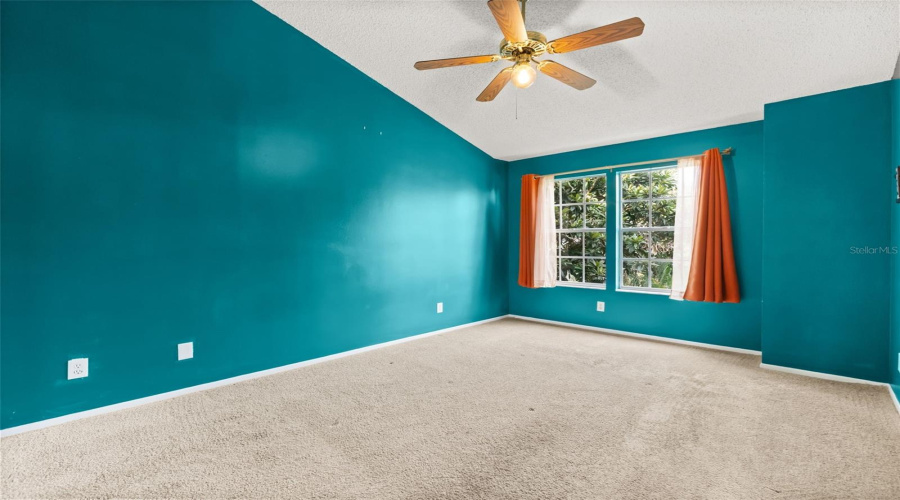 Apopka, Florida 32703, 3 Bedroom Bedrooms, ,2 Bathroombathrooms,Residential,For Sale,Lancaster,0,Mfro6435850