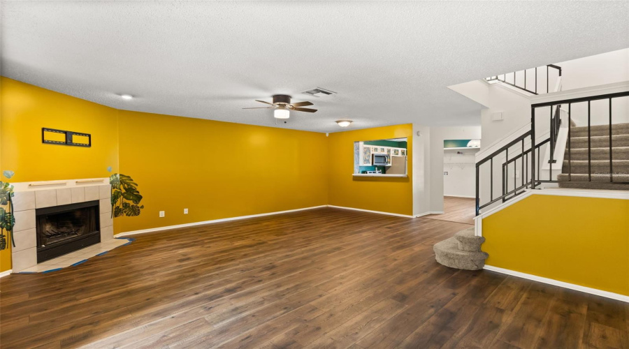 Apopka, Florida 32703, 3 Bedroom Bedrooms, ,2 Bathroombathrooms,Residential,For Sale,Lancaster,0,Mfro6435850