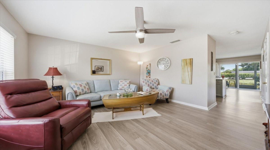 Pinellas Park, Florida 33781, 2 Bedroom Bedrooms, ,1 Bathroombathrooms,Residential,For Sale,67Th,0,Mfrtb8526443