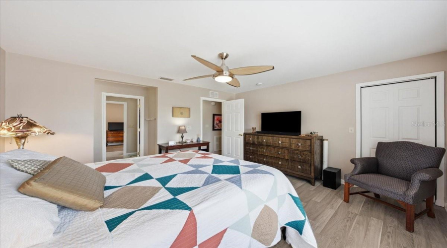 Pinellas Park, Florida 33781, 2 Bedroom Bedrooms, ,1 Bathroombathrooms,Residential,For Sale,67Th,0,Mfrtb8526443