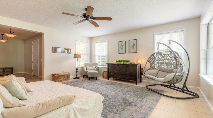 Ormond Beach, Florida 32174, 4 Bedroom Bedrooms, ,3 Bathroombathrooms,Residential,For Sale,Herringbone,0,Mfrfc320919