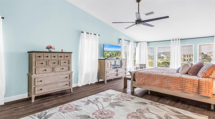Tarpon Springs, Florida 34689, 4 Bedroom Bedrooms, ,3 Bathroombathrooms,Residential,For Sale,Harbour Watch,0,Mfrw7888970