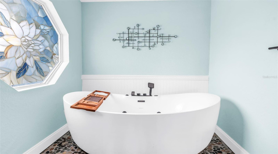 Tarpon Springs, Florida 34689, 4 Bedroom Bedrooms, ,3 Bathroombathrooms,Residential,For Sale,Harbour Watch,0,Mfrw7888970