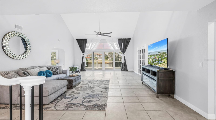 Tarpon Springs, Florida 34689, 4 Bedroom Bedrooms, ,3 Bathroombathrooms,Residential,For Sale,Harbour Watch,0,Mfrw7888970