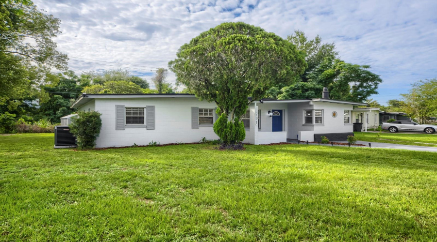 Sanford, Florida 32771, 3 Bedroom Bedrooms, ,1 Bathroombathrooms,Residential,For Sale,Hays,0,Mfrtb8521395