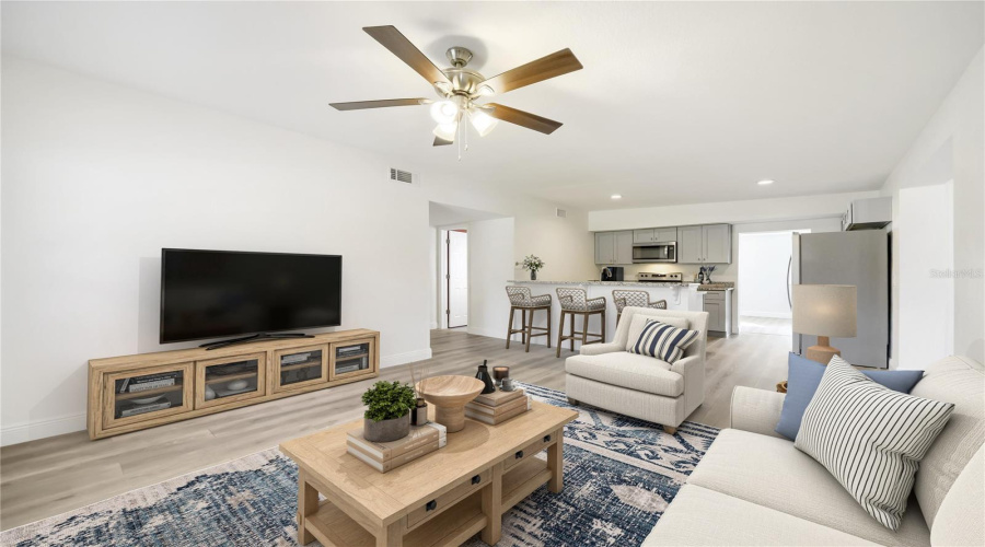 Sanford, Florida 32771, 3 Bedroom Bedrooms, ,1 Bathroombathrooms,Residential,For Sale,Hays,0,Mfrtb8521395