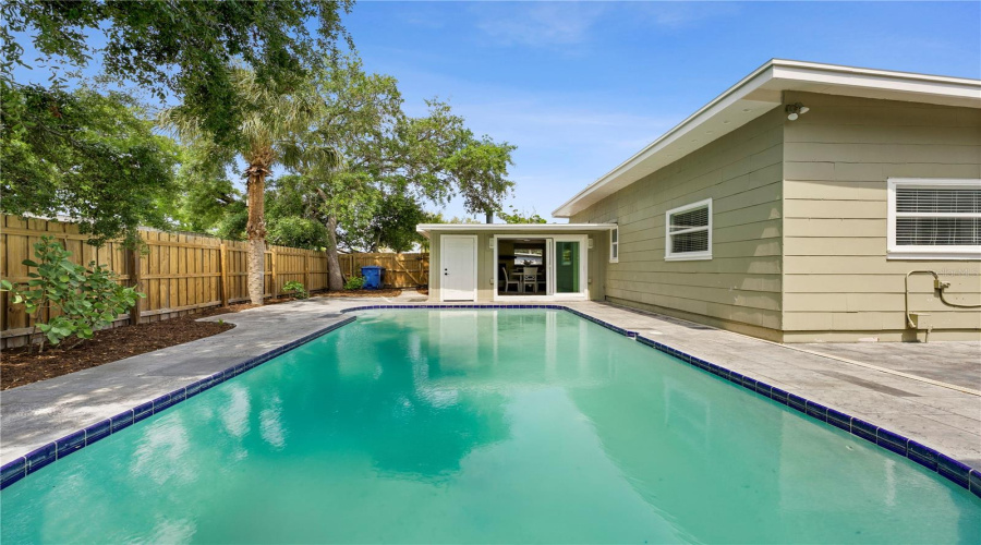 St Petersburg, Florida 33710, 3 Bedroom Bedrooms, ,2 Bathroombathrooms,Residential,For Sale,11Th,0,Mfrtb8490160