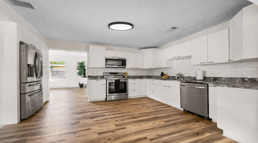 St Petersburg, Florida 33710, 3 Bedroom Bedrooms, ,2 Bathroombathrooms,Residential,For Sale,11Th,0,Mfrtb8490160